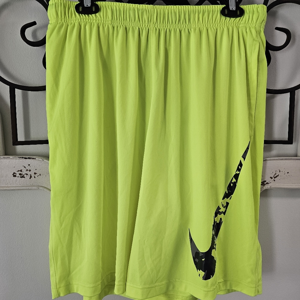 Men's XL Nike dry fit short